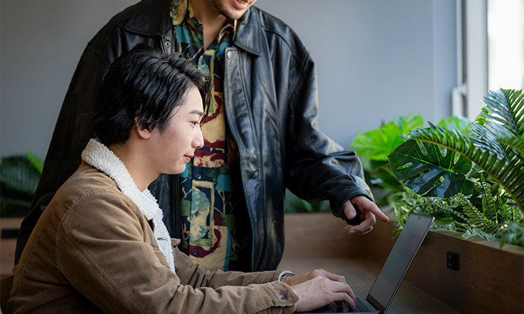 100%現役プロ講師による直接指導